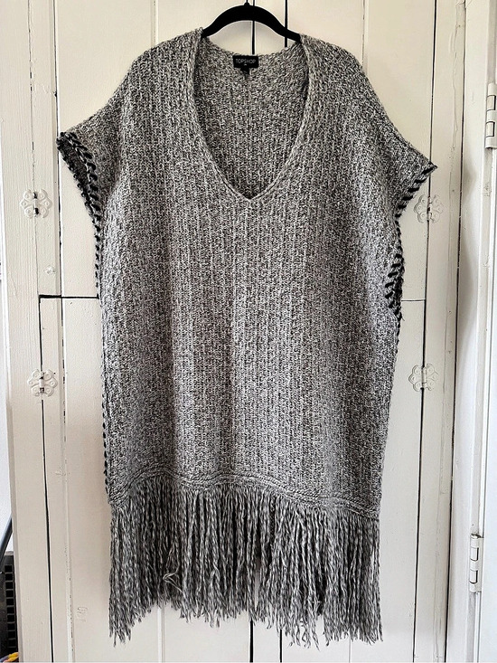 Topshop Sweaters - Topshop Knit Fringe Poncho Cape Gray Small